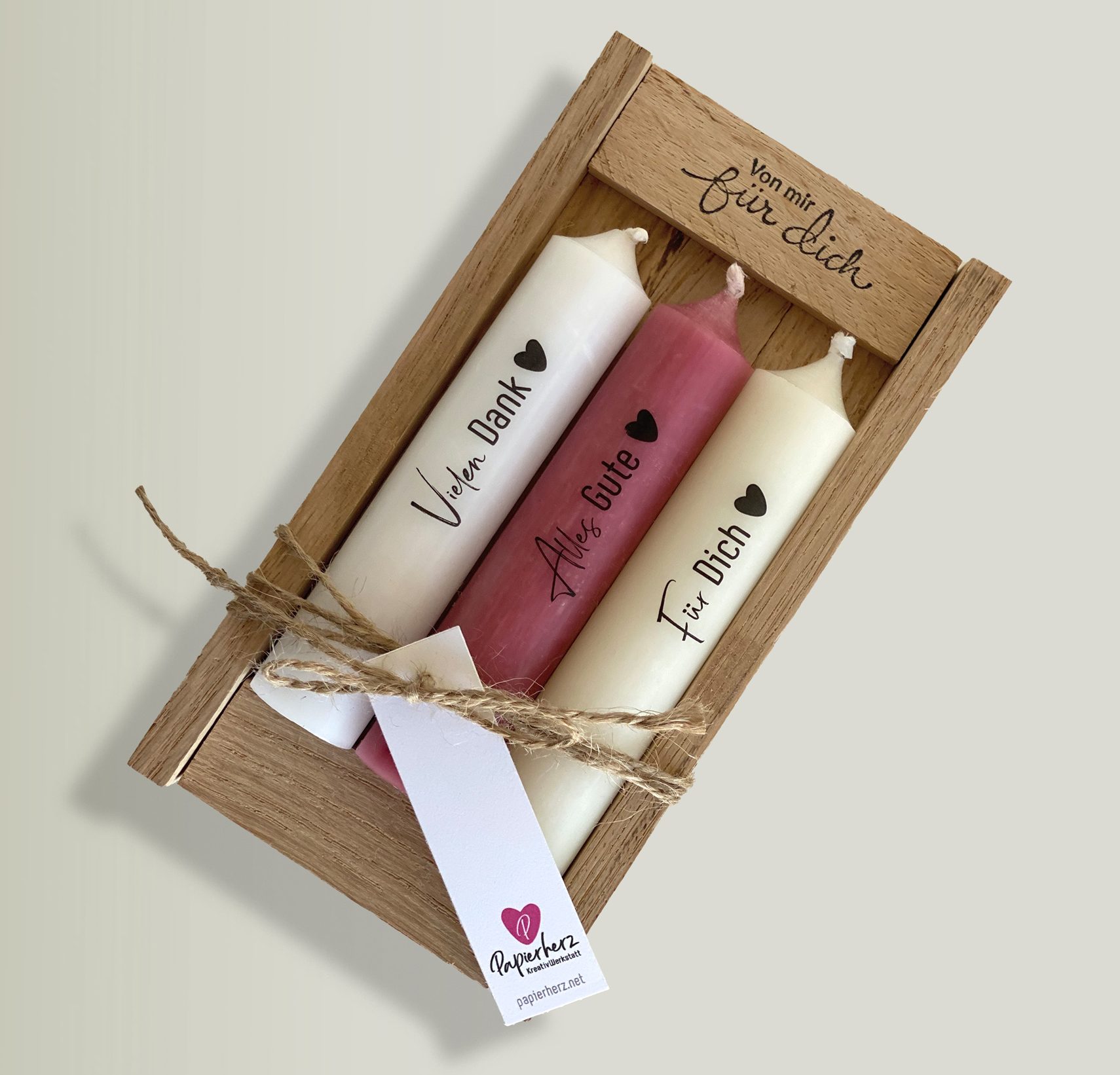 Kerzenset "Hilda" Kerzenset Hilda Set mit drei Kerzen, 11 cm lang in einer Eichenholz-Verpackung
